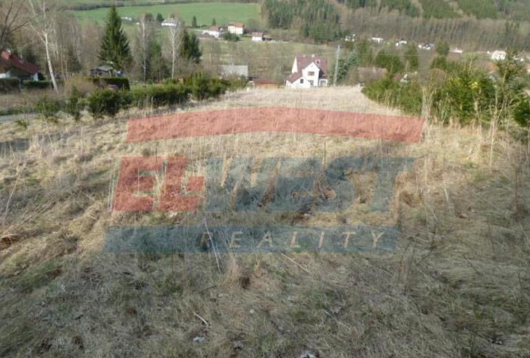 POZEMEK URČENÝ PRO VÝSTAVBU RODINNÉHO DOMU