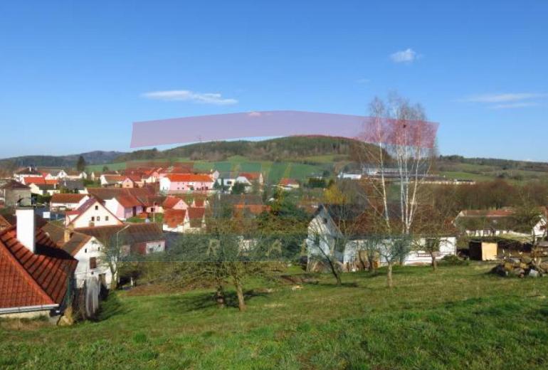 RODINNÝ DŮM S GARÁŽÍ A ZAHRADOU V DRAŽOVICÍCH U SUŠICE