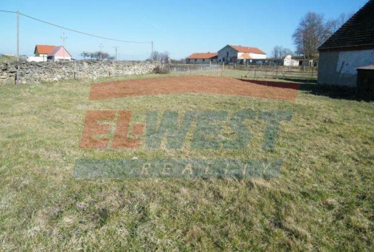 POZEMEK URČENÝ K VÝSTAVBĚ RODINNÉHO DOMU VE ZBYNICÍCH 