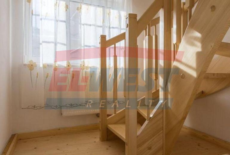 PRODEJ DOMU - 3 BYTY, APARTMÁNY SE ZAHRADOU