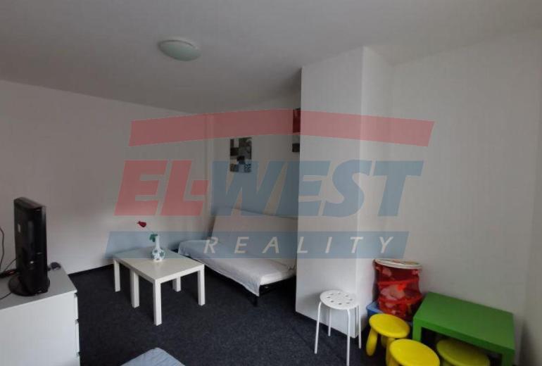 PRODEJ DOMU - 3 BYTY, APARTMÁNY SE ZAHRADOU