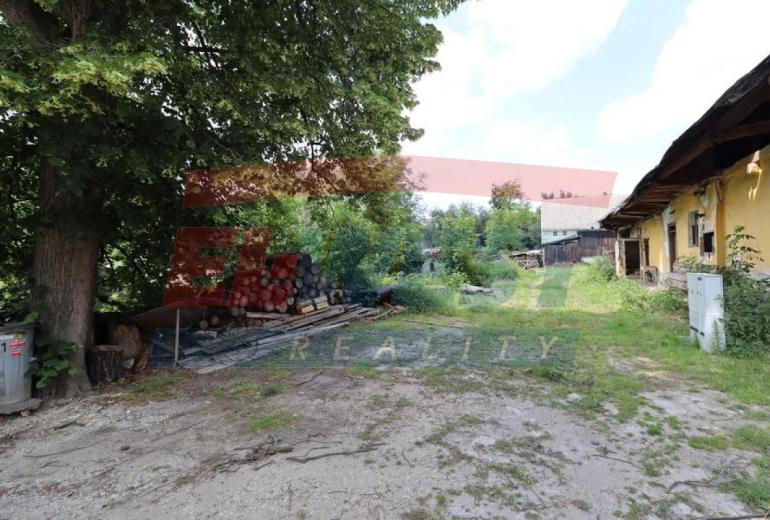 SLEVA!!! Prodej domu – pozemku v Žichovicích u Sušice 450 m2