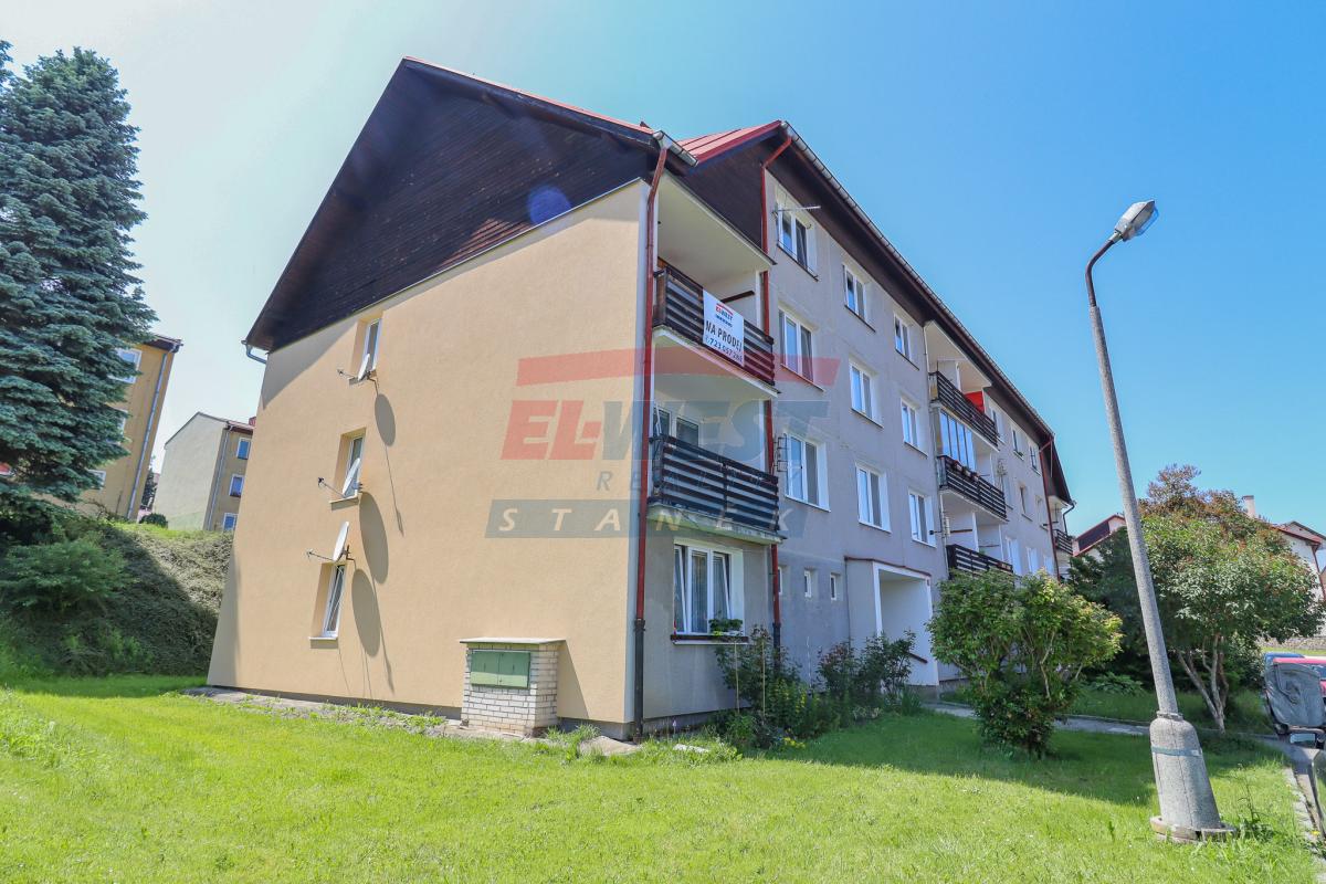 SNÍŽENÁ CENA !!! PRODEJ BYTU 3+1 / S LODŽIÍ V HARTMANICÍCH NA ŠUMAVĚ
