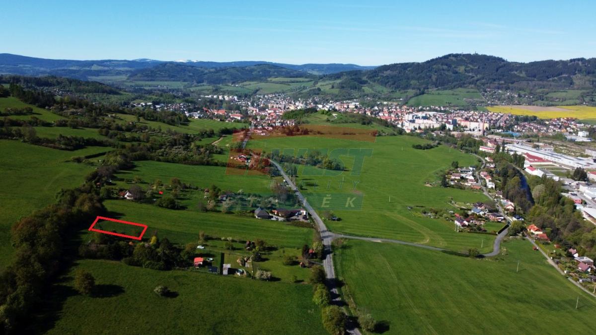 PRODEJ POZEMKU URČENÉHO K VÝSTAVBĚ CHATY, MALÉHO RD V SUŠICI