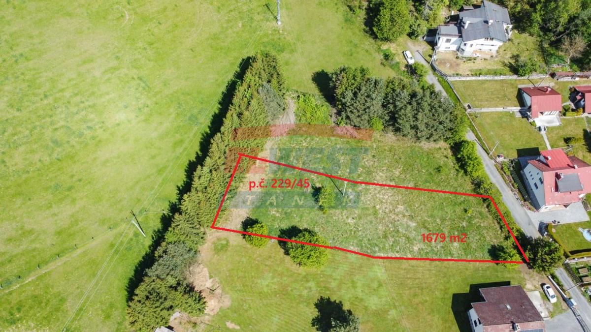 Pozemek určený k výstavbě domu 1679 m2 v Kolinci