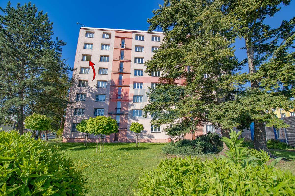 Světlý byt 3+1 s lodžií a panoramatickým výhledem v Sušici