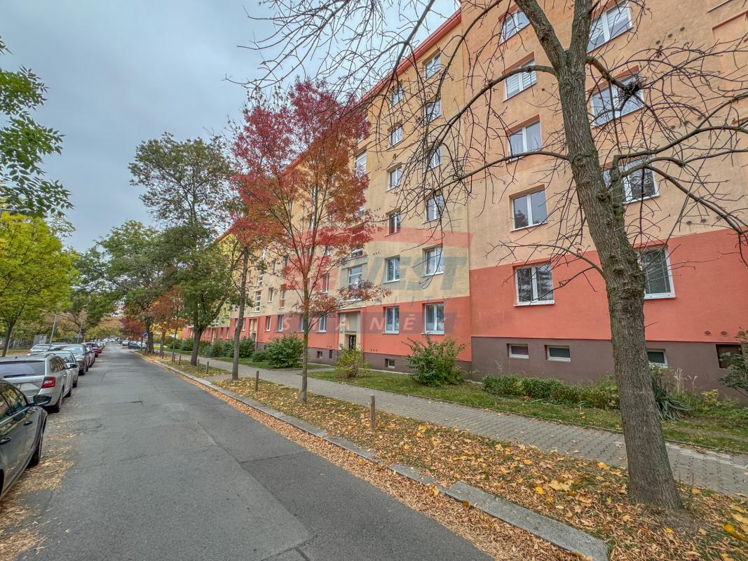 Prodej bytu 2+1 s balkonem, 51,9 m², Plzeň